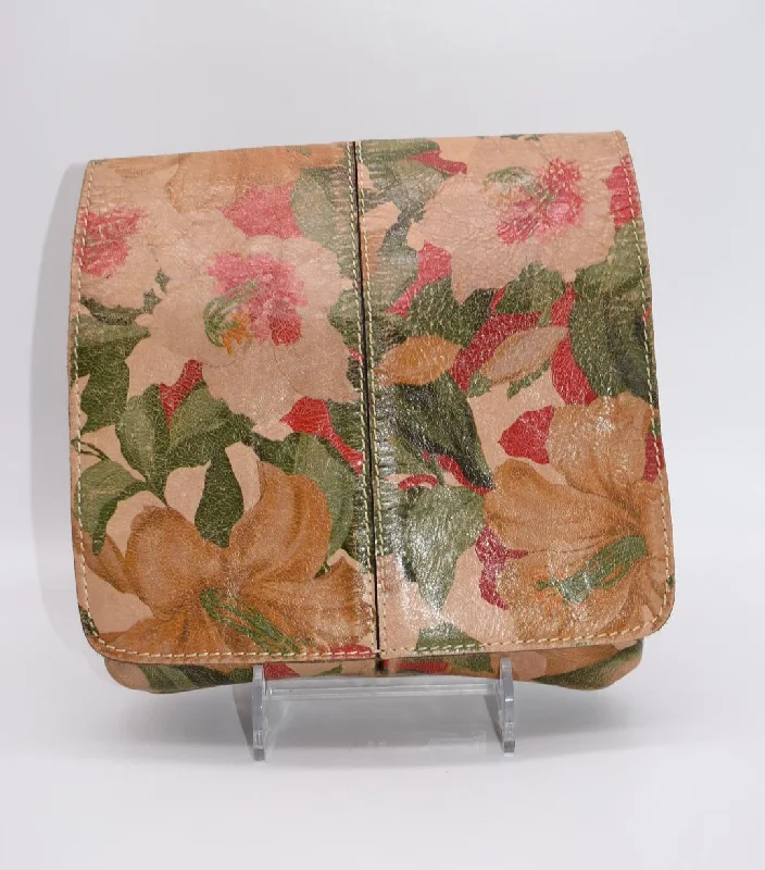 Lightweight And Affordable Bags Patricia Nash Granada Crossbody Bag in Vintage Spring Lily Lightweight And Affordable Bags Patricia Nash Granada Crossbody Bag in Vintage Spring Lily