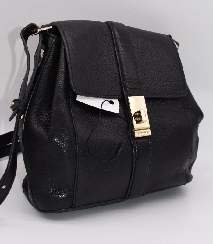 Urban Bags For City Life And Streetwear Fashion Brahmin Margo Crossbody Bag in Black Newbury Urban Bags For City Life And Streetwear Fashion Brahmin Margo Crossbody Bag in Black Newbury