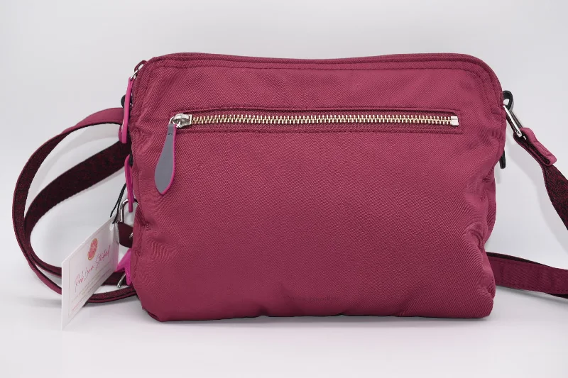 Chic Trend Collection Vera Bradley Midtown Triple Compartment Crossbody Bag in "Hawthorn Rose" Chic Trend Collection Vera Bradley Midtown Triple Compartment Crossbody Bag in "Hawthorn Rose"