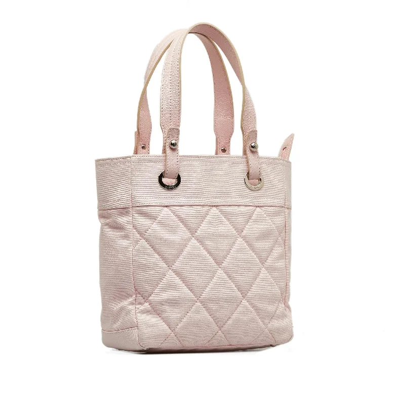 Bags For Free-Spirited And Artistic Styles Chanel Small Paris-Biarritz Tote (SHG-76w84N) Bags For Free-Spirited And Artistic Styles Chanel Small Paris-Biarritz Tote (SHG-76w84N)