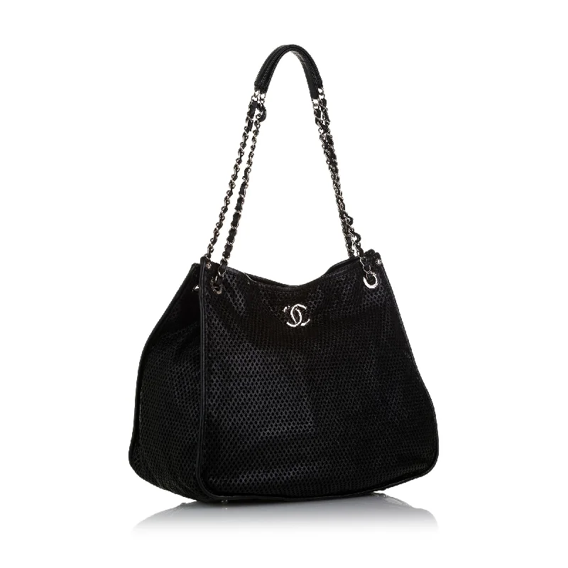 Tsa-Approved Bags For Hassle-Free Airport Security Chanel Up In The Air Tote (SHG-37066) Tsa-Approved Bags For Hassle-Free Airport Security Chanel Up In The Air Tote (SHG-37066)