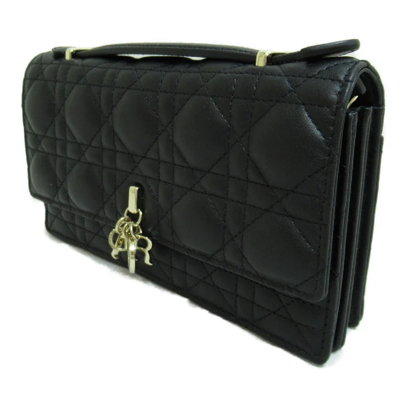 Sleek And Seasonal Sale Bags Dior top handle clutch bag Black leather S0980ONMJ M900 Sleek And Seasonal Sale Bags Dior top handle clutch bag Black leather S0980ONMJ M900