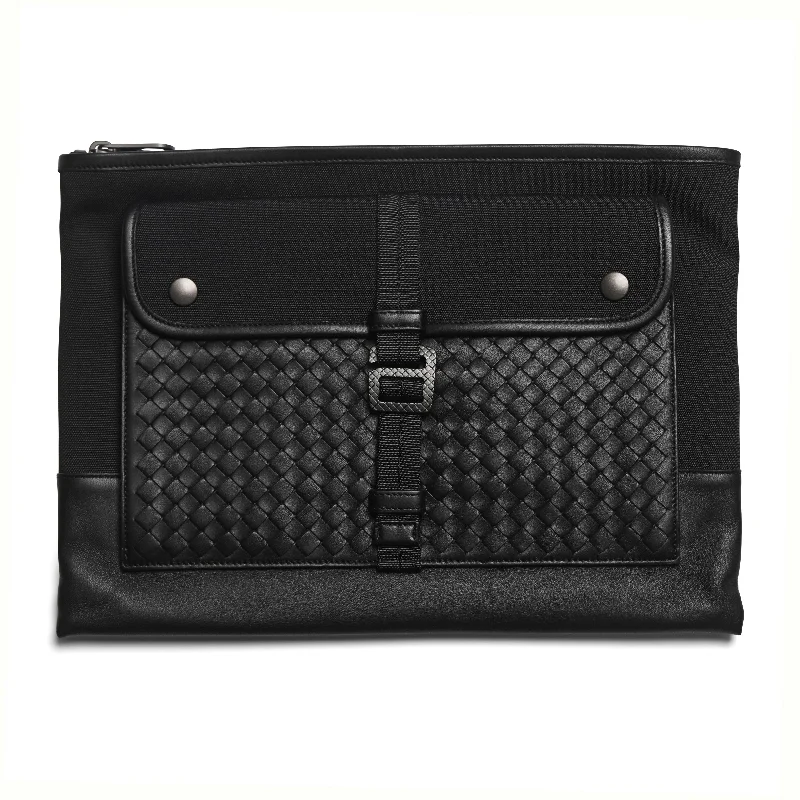 Urban Bags For City Life And Streetwear Fashion Bottega Veneta Intrecciato Leather & Canvas Clutch Urban Bags For City Life And Streetwear Fashion Bottega Veneta Intrecciato Leather & Canvas Clutch