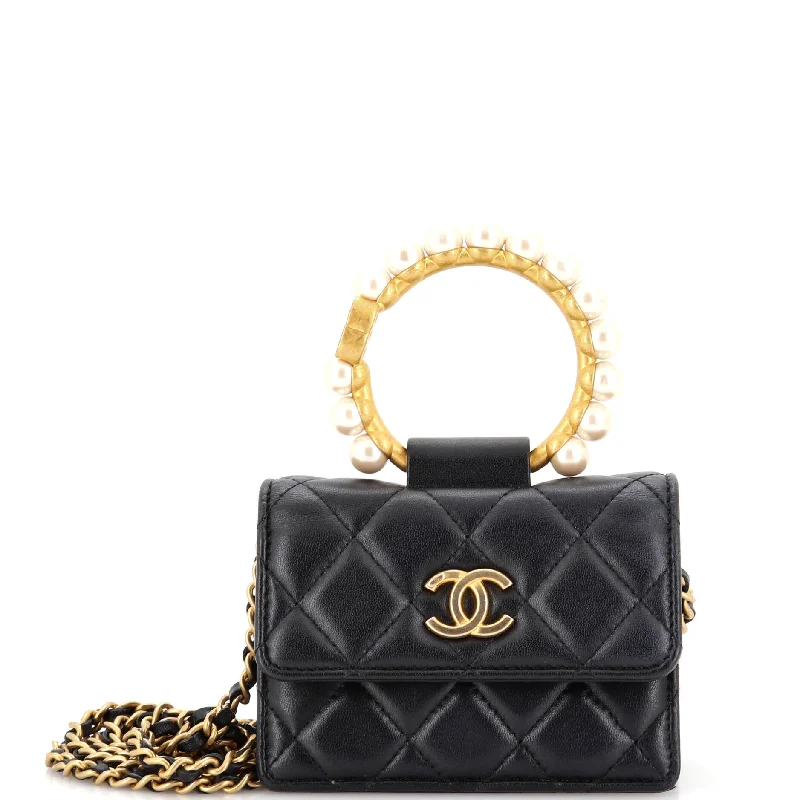 Bags For Minimalist And Functional Design Pearl Crown Clutch with Chain Quilted Lambskin Bags For Minimalist And Functional Design Pearl Crown Clutch with Chain Quilted Lambskin