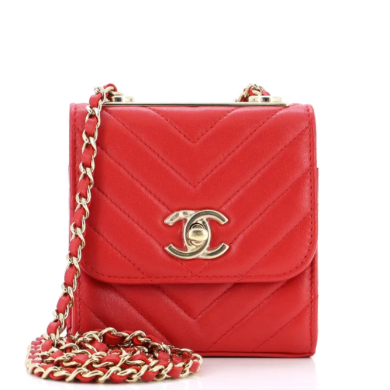 Versatile Bags That Suit Any Outfit Or Event Trendy CC Clutch with Chain Chevron Lambskin Small Versatile Bags That Suit Any Outfit Or Event Trendy CC Clutch with Chain Chevron Lambskin Small